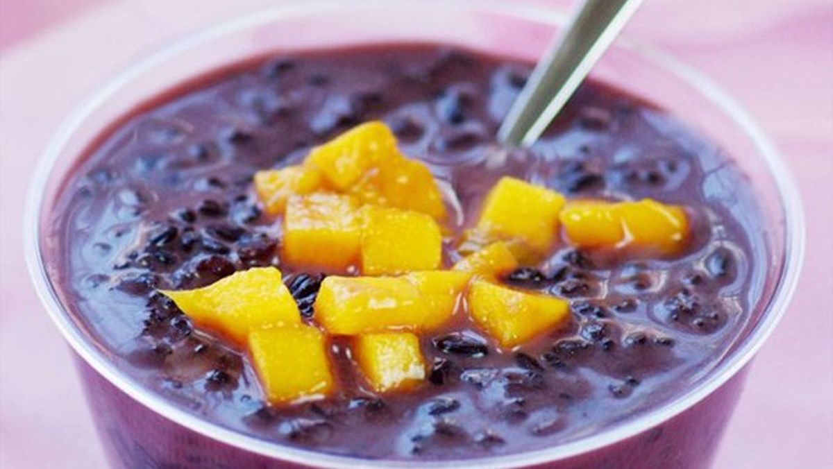 Chè xoài nếp cẩm