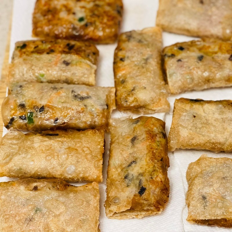 Bước 4 Chiên bánh Bún nem cua bể
