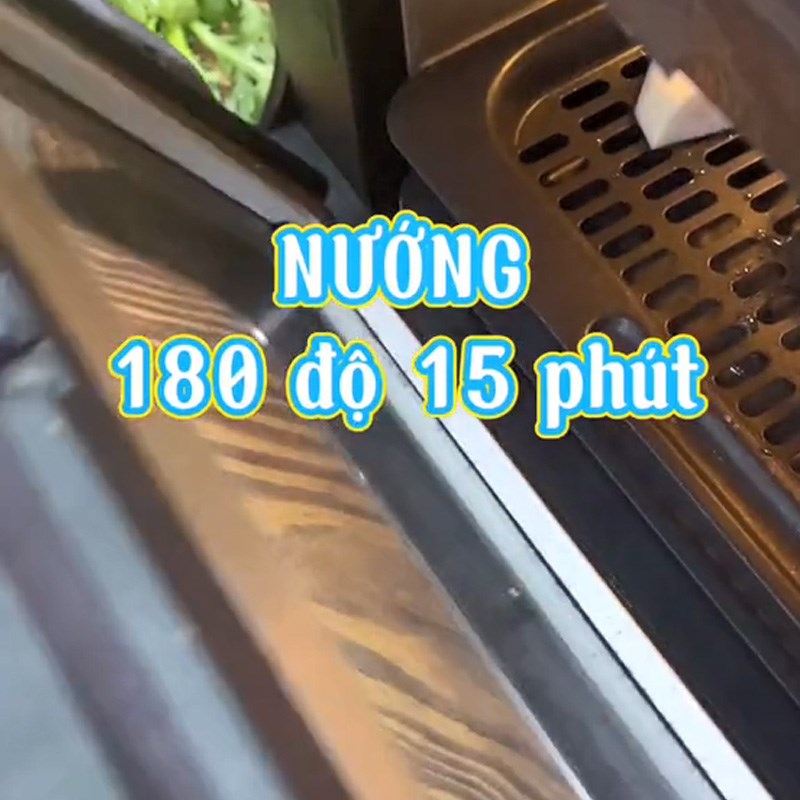 Bước 2 Chiên khoai môn Lẩu bò sa tế (Công thức được chia sẻ từ TikTok Cách Nấu Ngon cùng Cách Nấu Ngon)