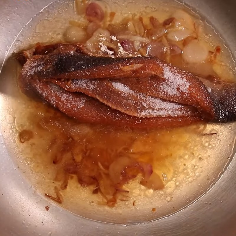 Bước 3 Chiên mắm cá lóc Mắm cá lóc chiên