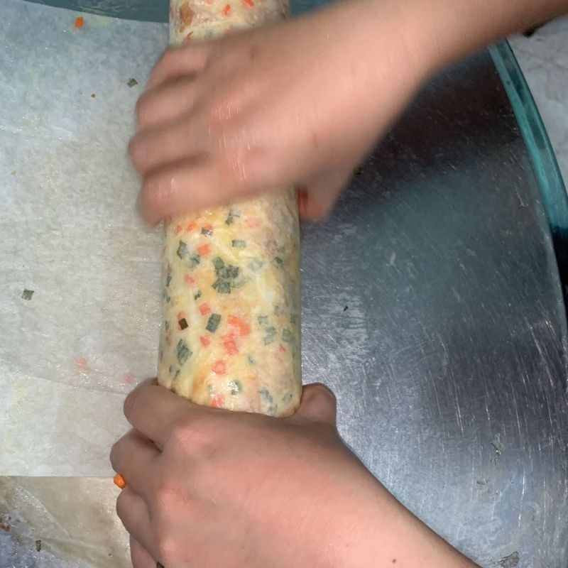 Bước 8 Cuộn bánh Bánh mì cuộn chà bông sốt trứng gà