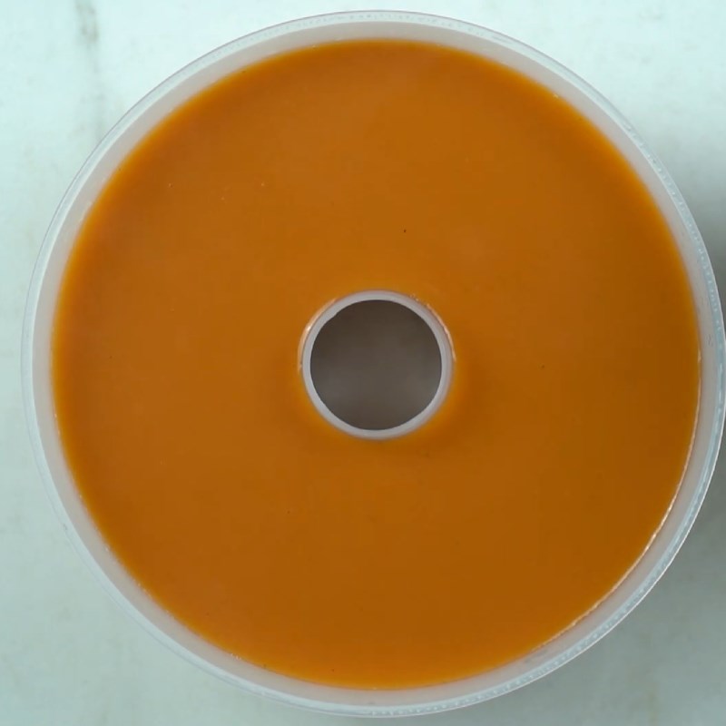 Bước 3 Đổ khuôn và làm lạnh Thạch trà sữa Thái