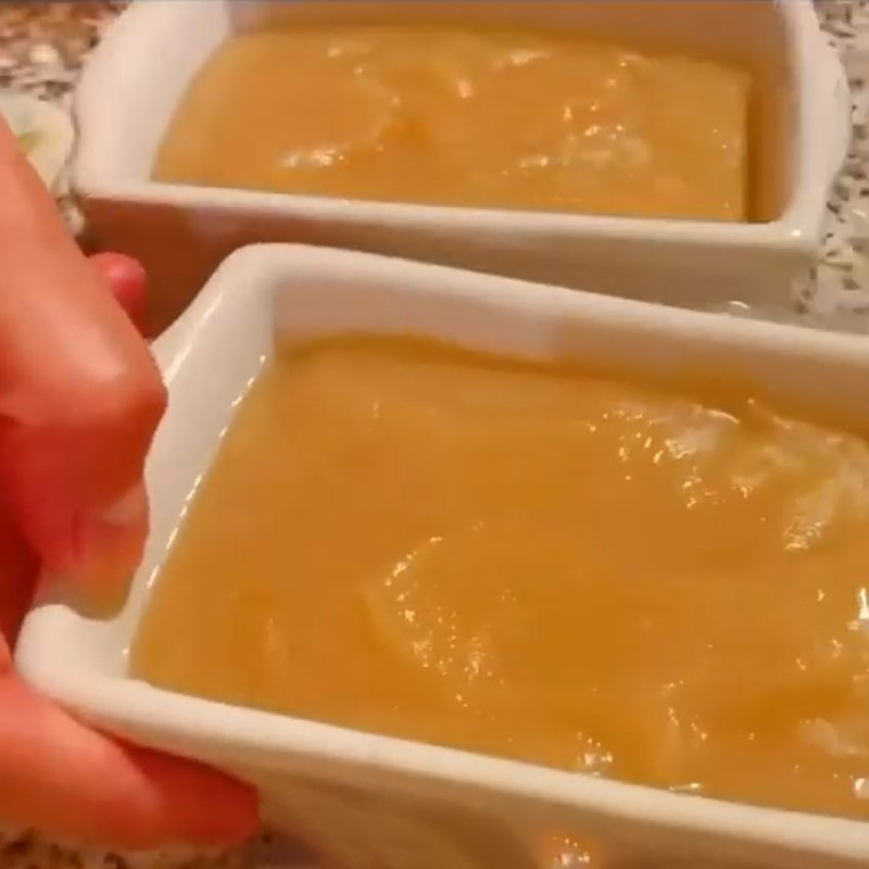 Bước 4 Đổ khuôn và làm lạnh Thạch quả lê