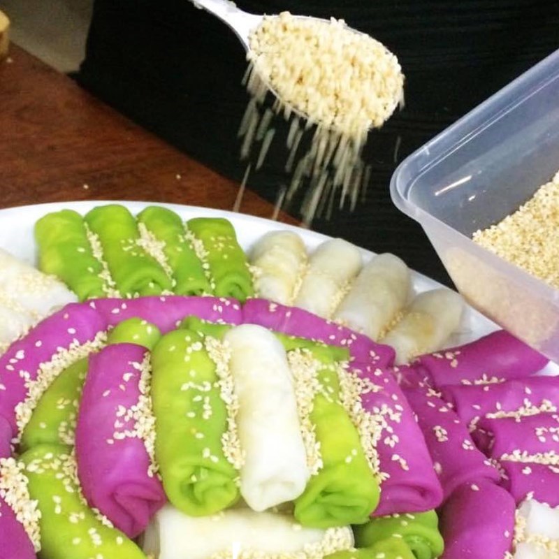 Bước 5 Đổ và cuốn bánh Bánh cuốn ngọt miền Tây
