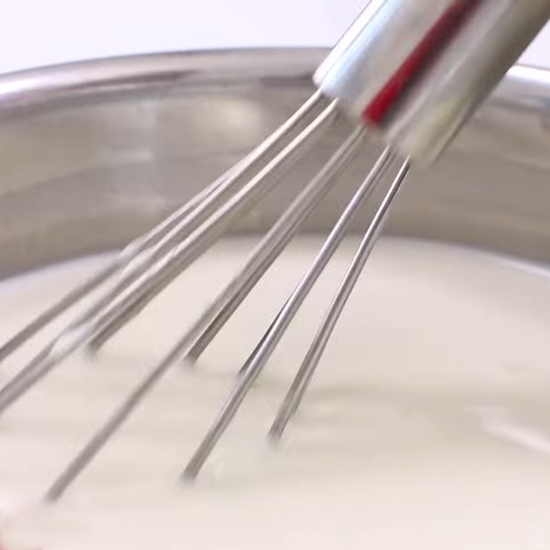 Bước 2 Đun hỗn hợp sữa Thạch pudding trứng