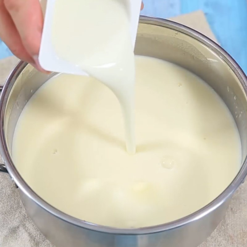 Bước 2 Đun hỗn hợp Sữa chua dẻo sầu riêng