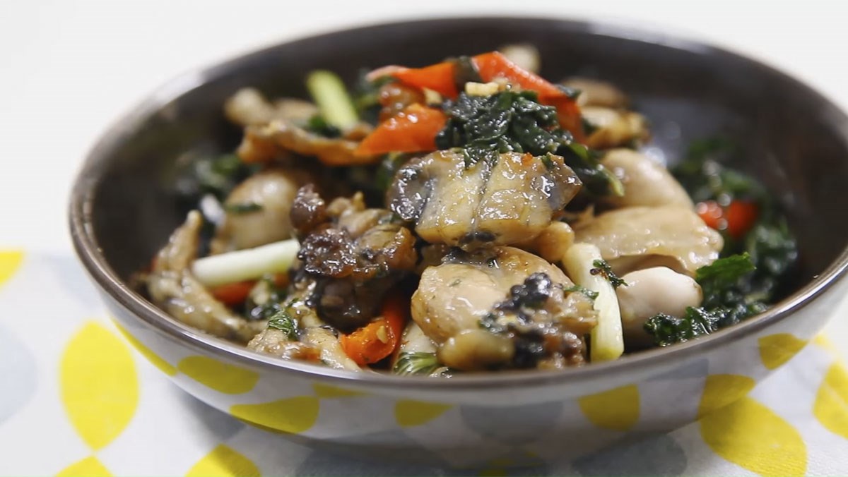 Ếch xào lá lốt