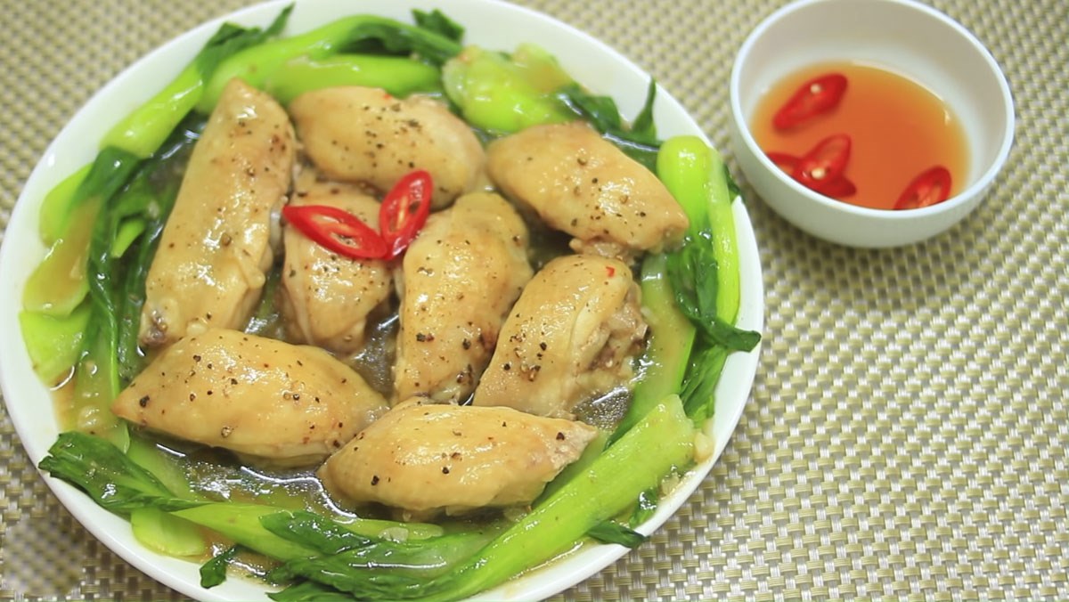 Gà hấp cải thìa