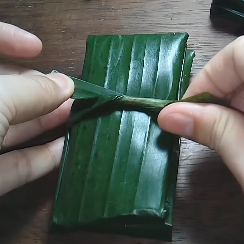 Bước 6 Gói bánh Bánh nậm chay nhân nấm