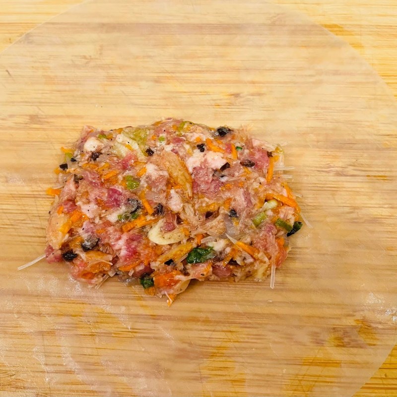 Bước 3 Gói bánh Bún nem cua bể