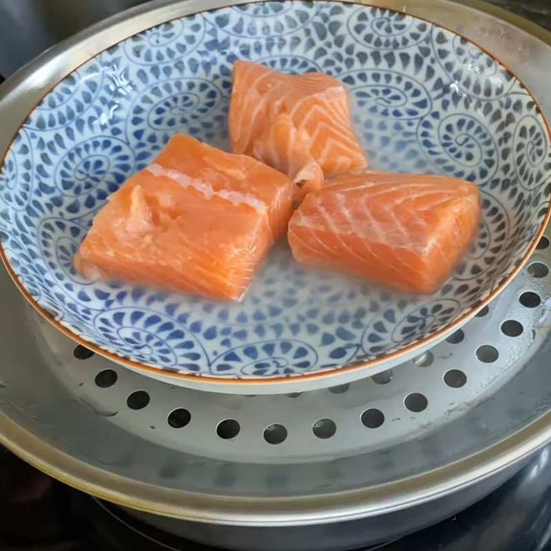 Bước 2 Hấp cá Ruốc cá hồi truyền thống