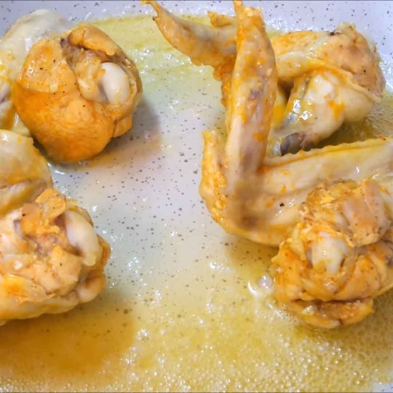 Bước 5 Chiên gà Xôi gà chiên bơ