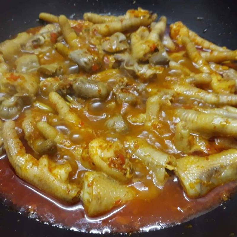 Bước 4 Hoàn thành Chân gà kho sả ớt