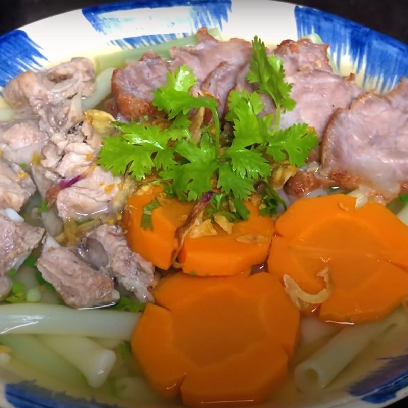 Bước 5 Hoàn thành Nui sườn heo thịt xá xíu