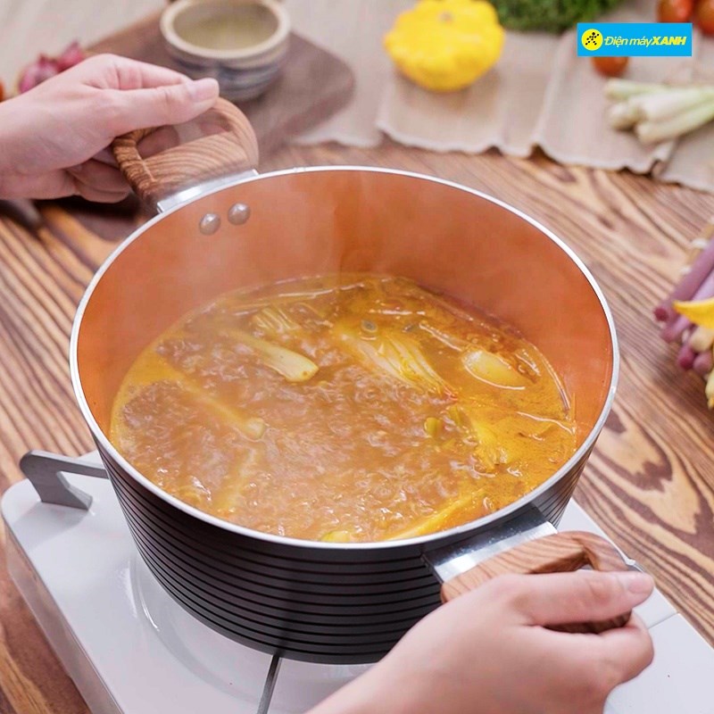 Bước 3 Hoàn thành Lẩu bò mắm ruốc