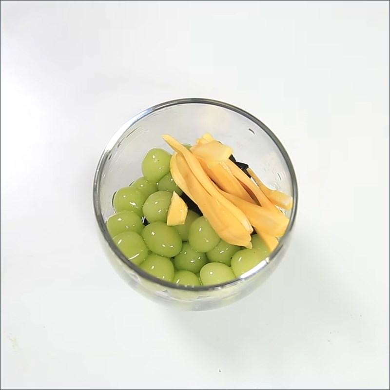 Bước 3 Hoàn thành Chè mít sữa dừa