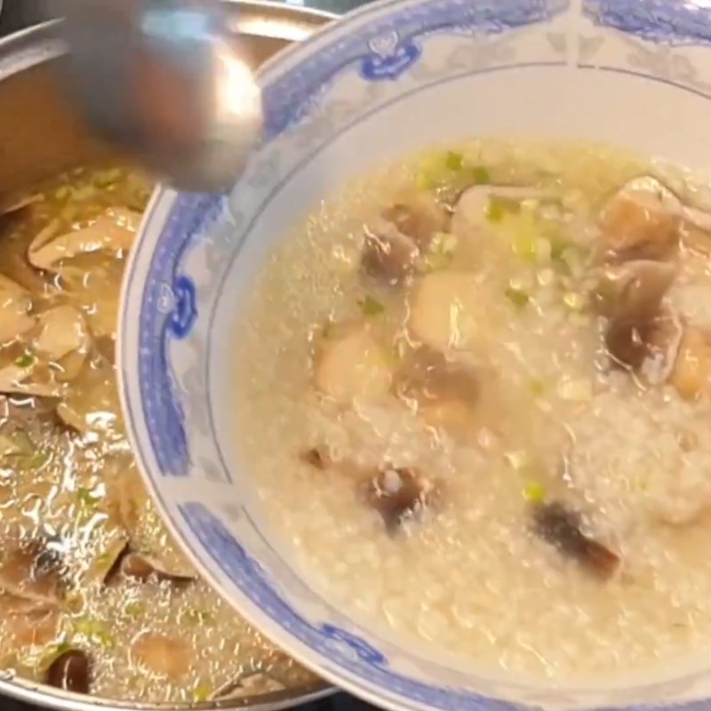 Bước 6 Hoàn thành Cháo gà nấm rơm
