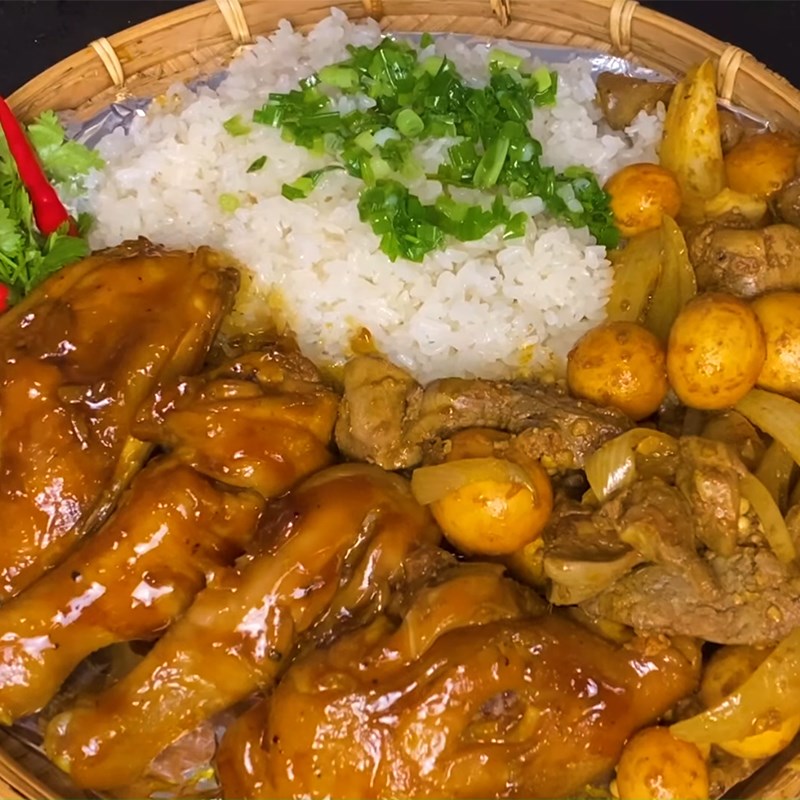 Bước 5 Hoàn thành Xôi‌ ‌gà‌ ‌rôti‌ ‌trứng‌ ‌non‌