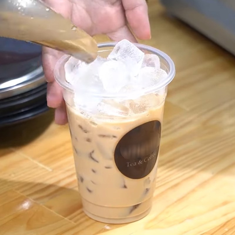Bước 6 Hoàn thành Trà sữa kem tiramisu