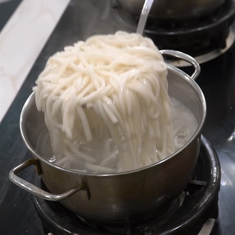 Bước 7 Hoàn thành Bánh canh cá lóc