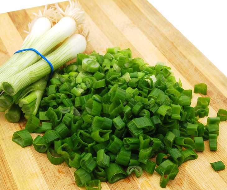 Bước 1 Sơ chế nguyên liệu Bún mọc sườn