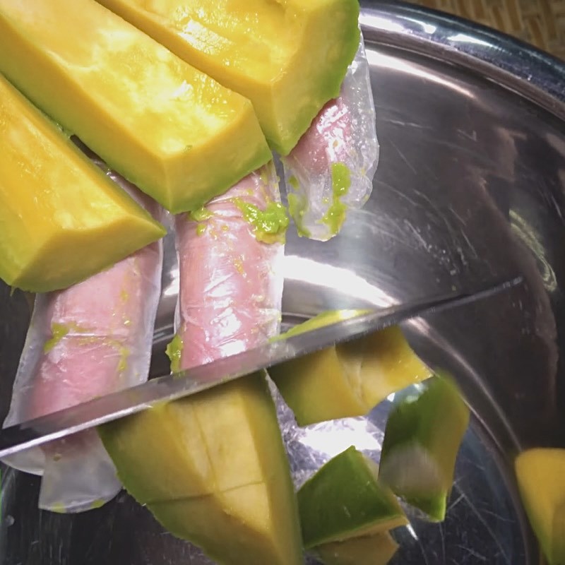 Bước 1 Sơ chế bơ Kem bơ túi