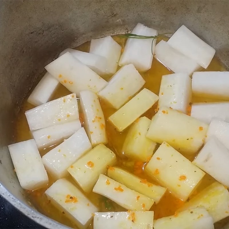 Bước 4 Kho cá Cá chép kho củ cải trắng