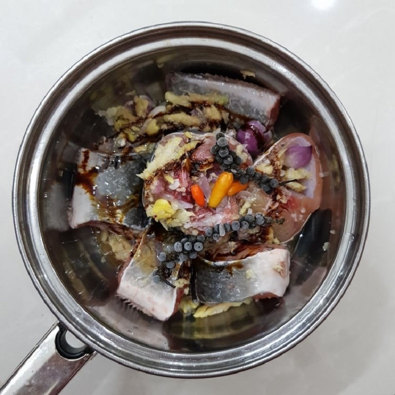 Bước 3 Kho cá Cá trê kho gừng