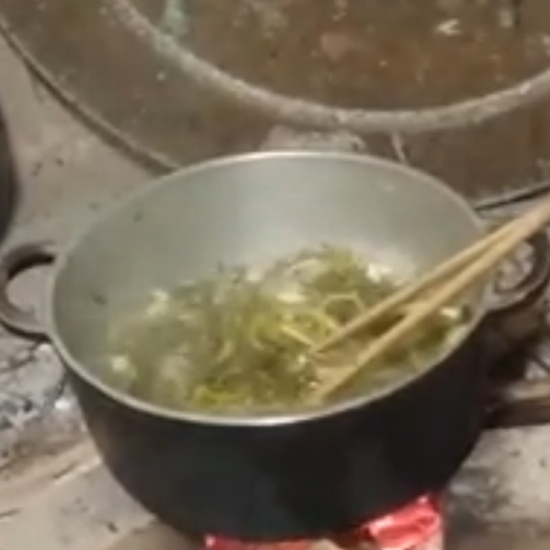 Bước 4 Kho cá Cá trê kho dưa chua
