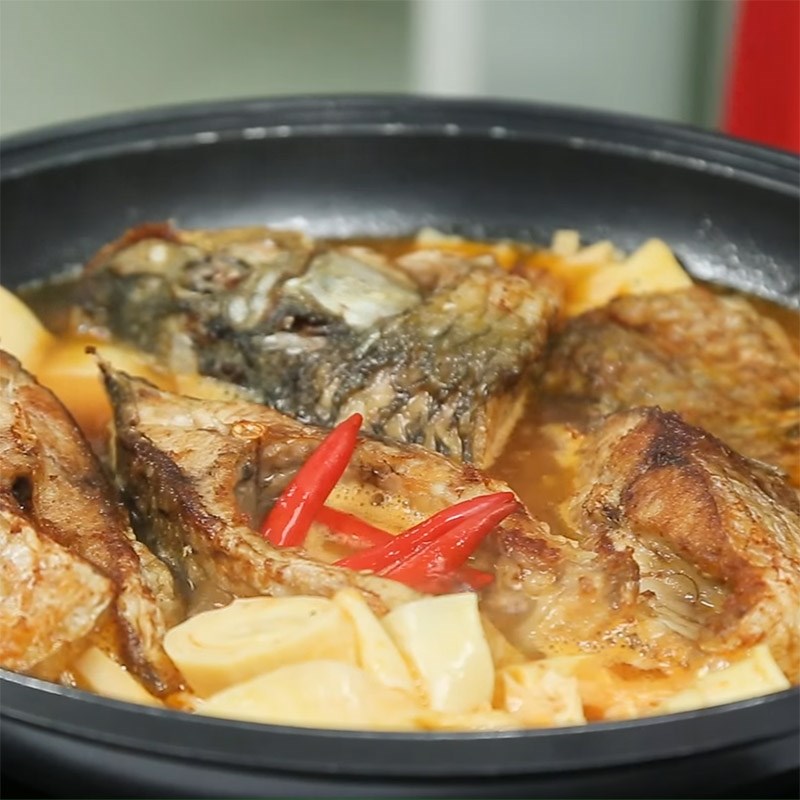 Bước 5 Kho cá Cá chép kho măng chua