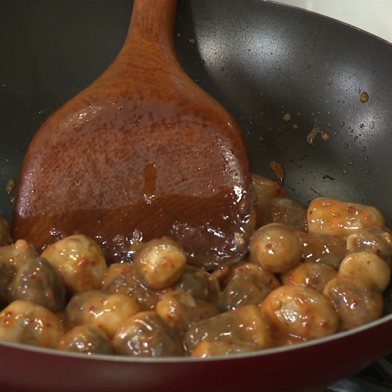 Bước 4 Kho nấm Nấm rơm kho chao