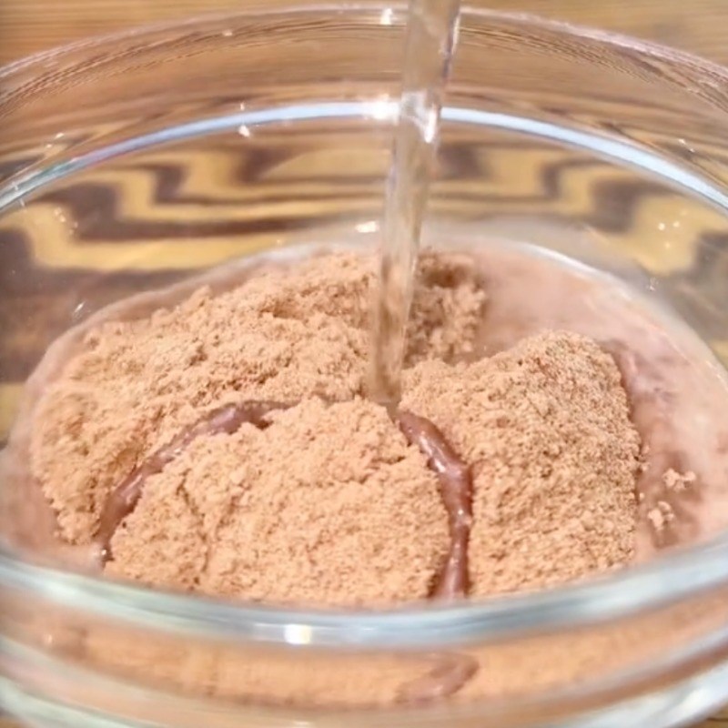 Bước 1 Khuấy tan bột milo Bánh cacao socola (Công thức được chia sẻ bởi Tiktok Cách Nấu Ngon cùng Cách Nấu Ngon)