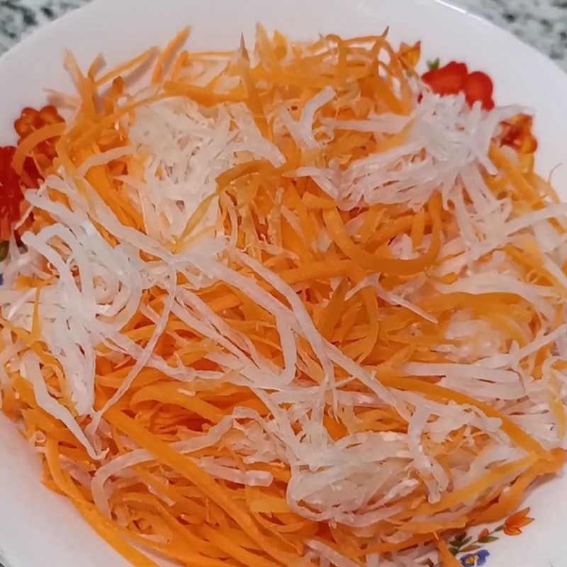 Bước 4 Làm đồ chua ăn kèm Cơm tấm gà nướng