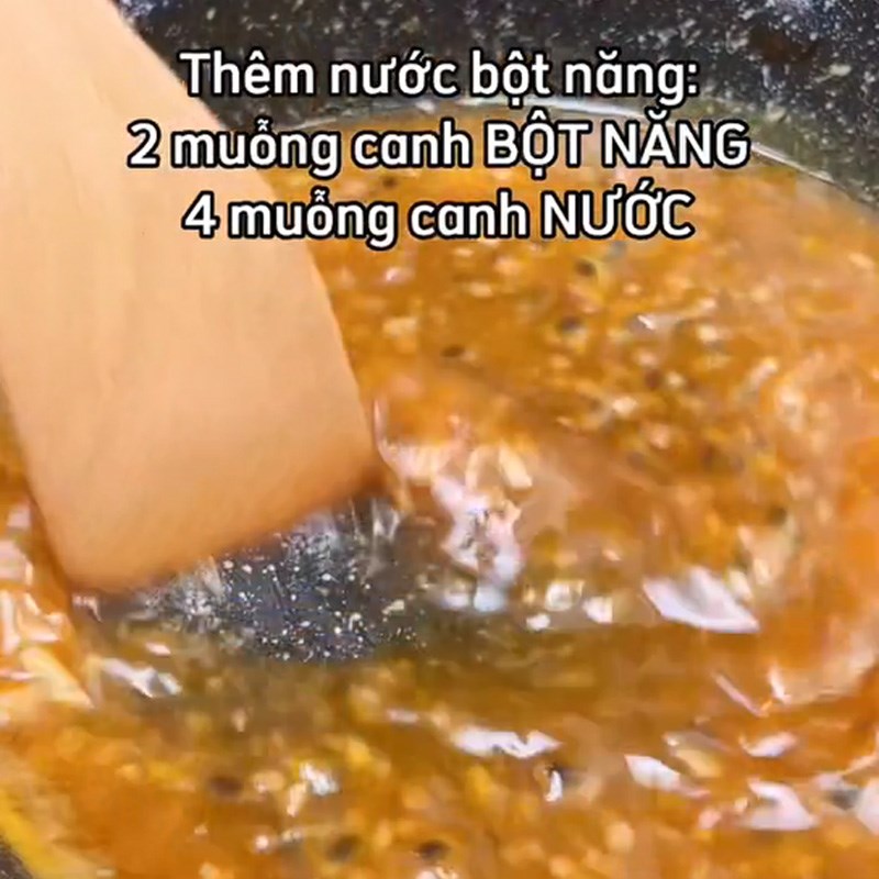 Bước 3 Làm gà sốt chanh dây Gà sốt chanh dây (Công thức được chia sẻ từ TikTok Cách Nấu Ngon cùng Cách Nấu Ngon)