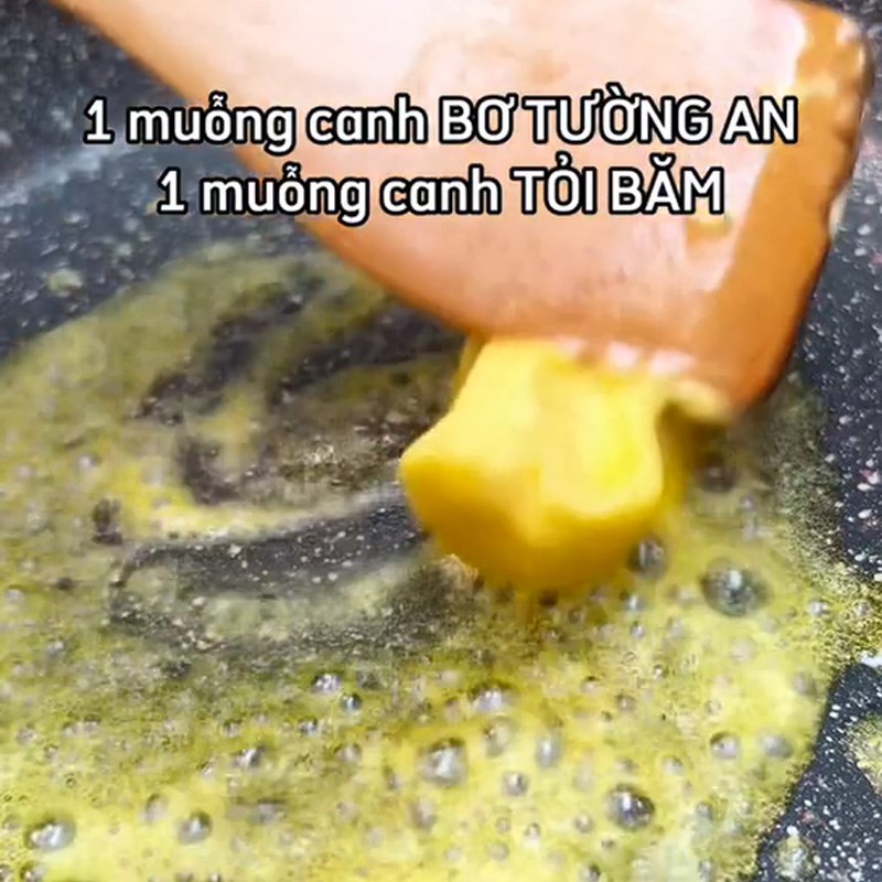 Bước 3 Làm gà sốt chanh dây Gà sốt chanh dây (Công thức được chia sẻ từ TikTok Cách Nấu Ngon cùng Cách Nấu Ngon)