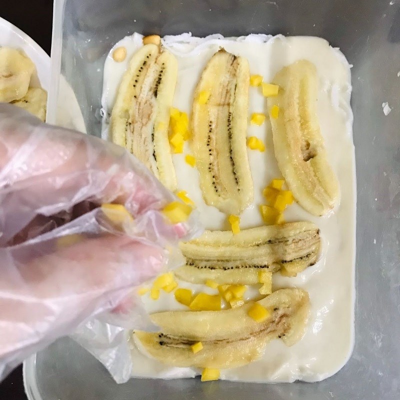 Bước 4 Làm kem chuối sữa chua Kem chuối sữa chua (công thức được chia sẻ từ người dùng)