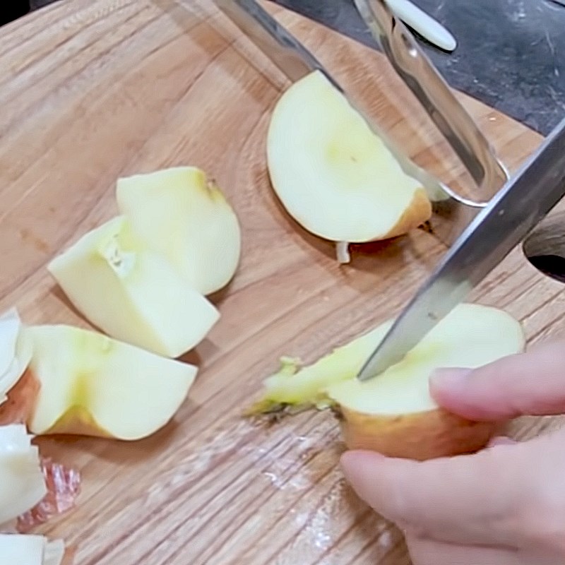 Bước 3 Làm nước ép Nước ép hành tây táo