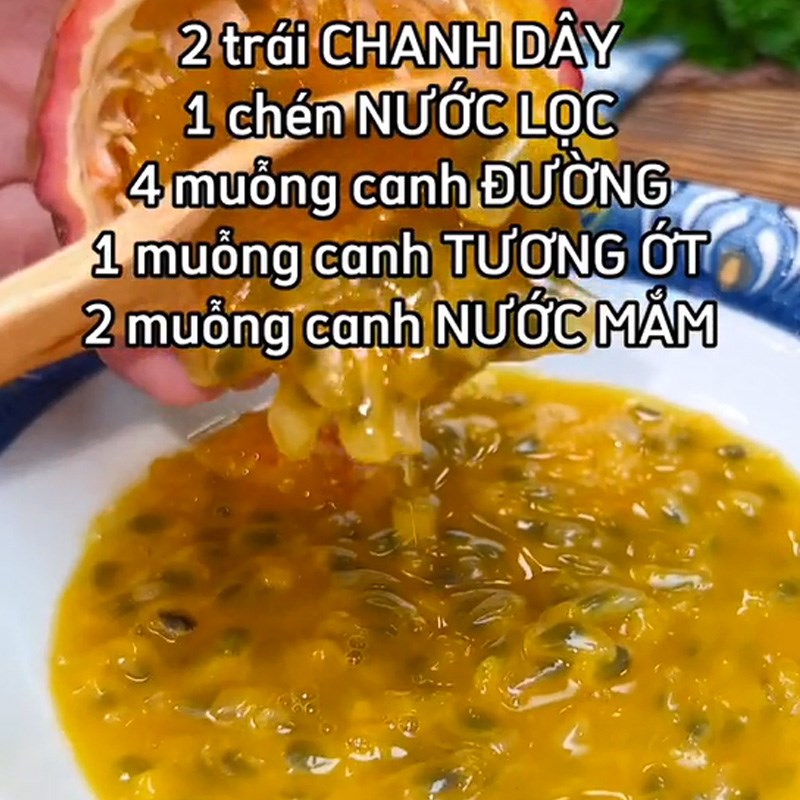 Bước 2 Làm nước sốt chanh dây Gà sốt chanh dây (Công thức được chia sẻ từ TikTok Cách Nấu Ngon cùng Cách Nấu Ngon)