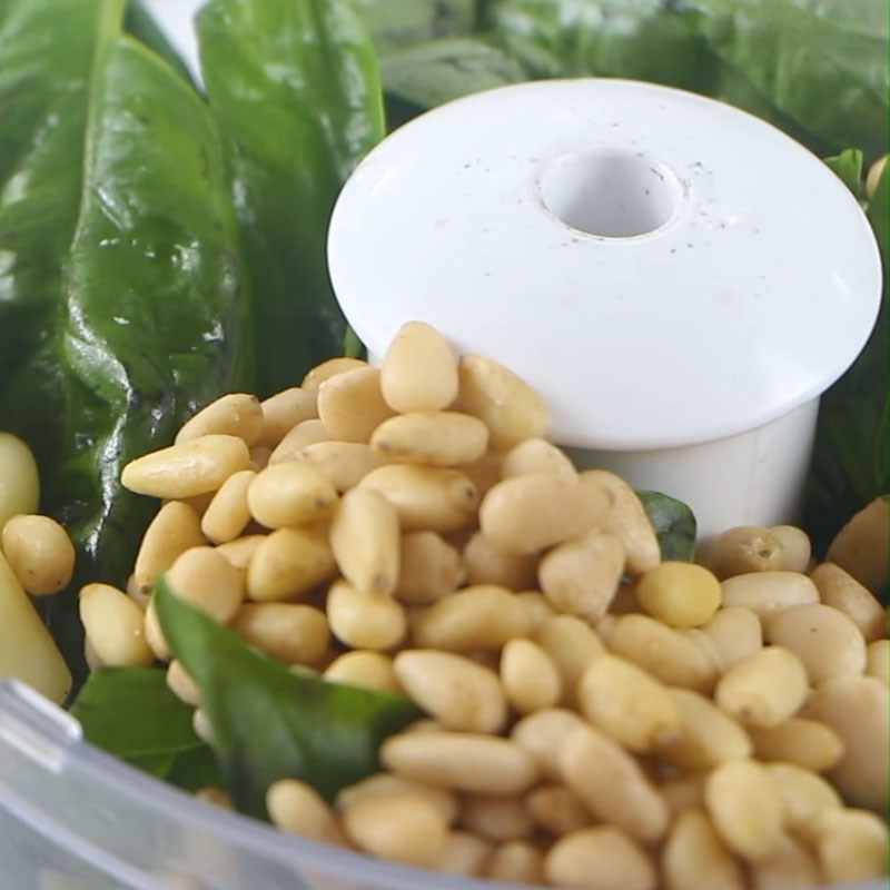 Bước 1 Làm sốt Sốt Pesto truyền thống