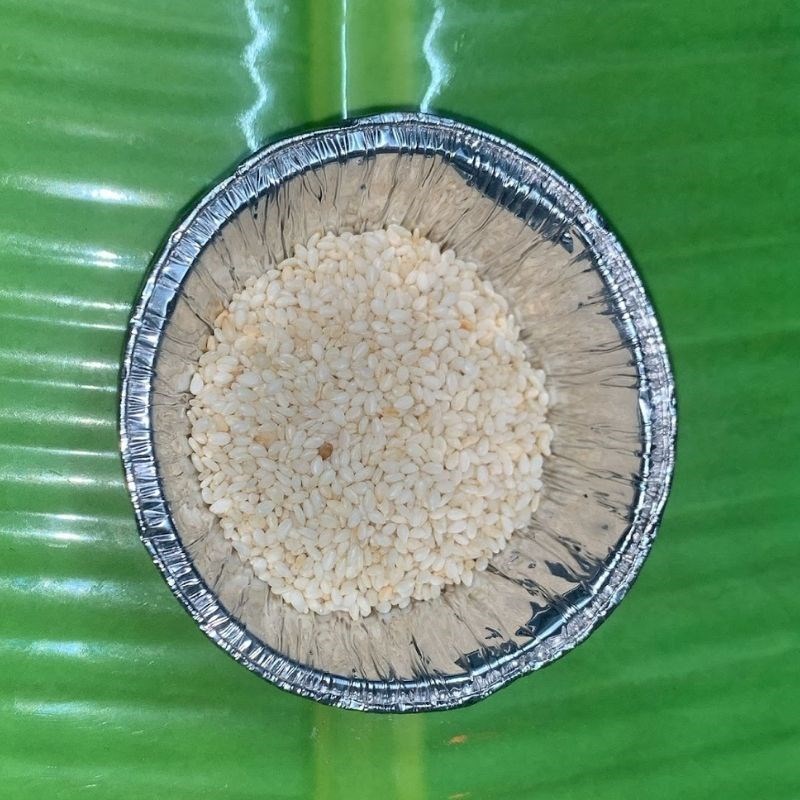 Bước 6 Làm sốt phết bánh Bánh mì cuộn chà bông sốt trứng gà
