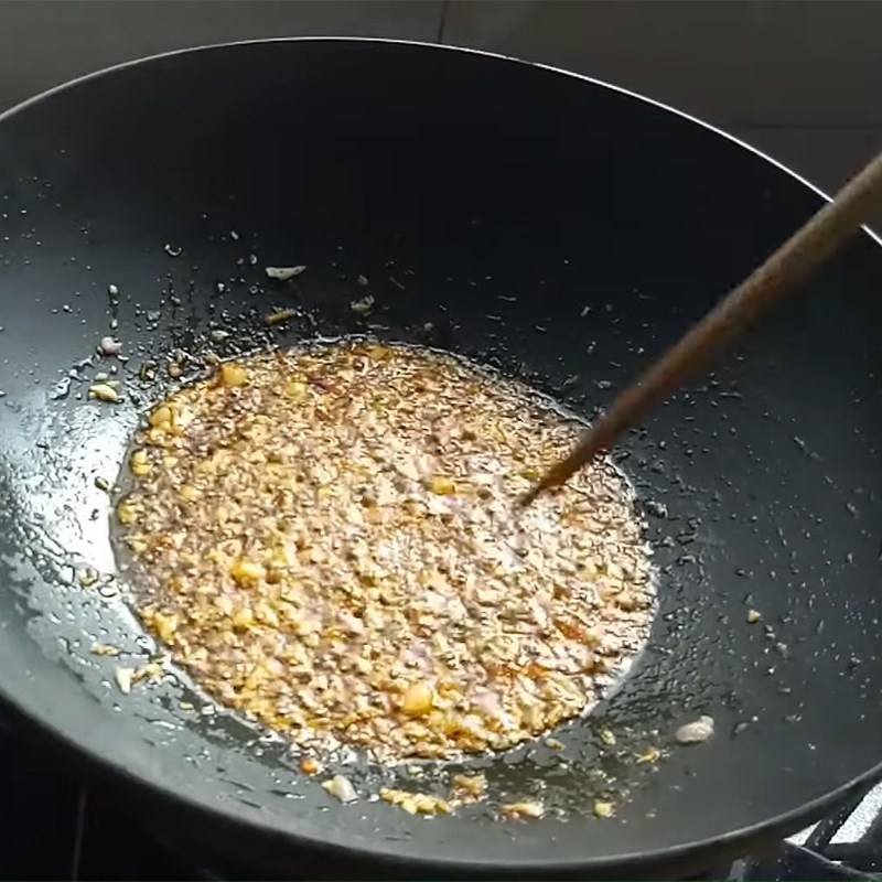 Bước 3 Làm sốt sa tế Cá cơm chiên sả tế