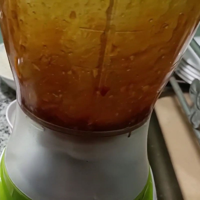 Bước 2 Làm sốt và ướp gà Cơm tấm gà nướng