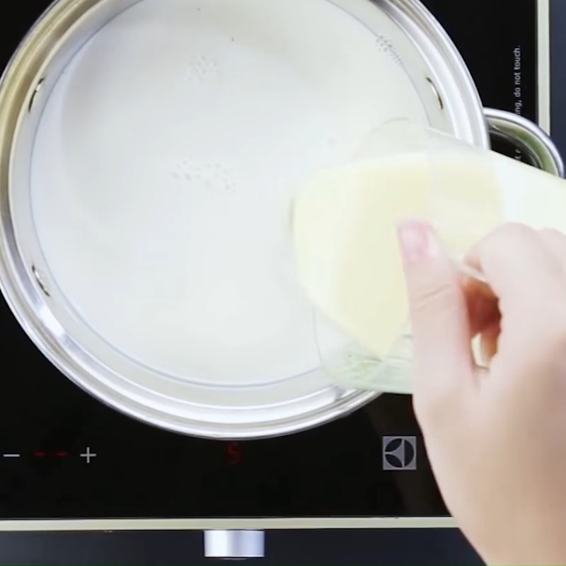 Bước 1 Làm sữa chua Sữa chua nếp cẩm