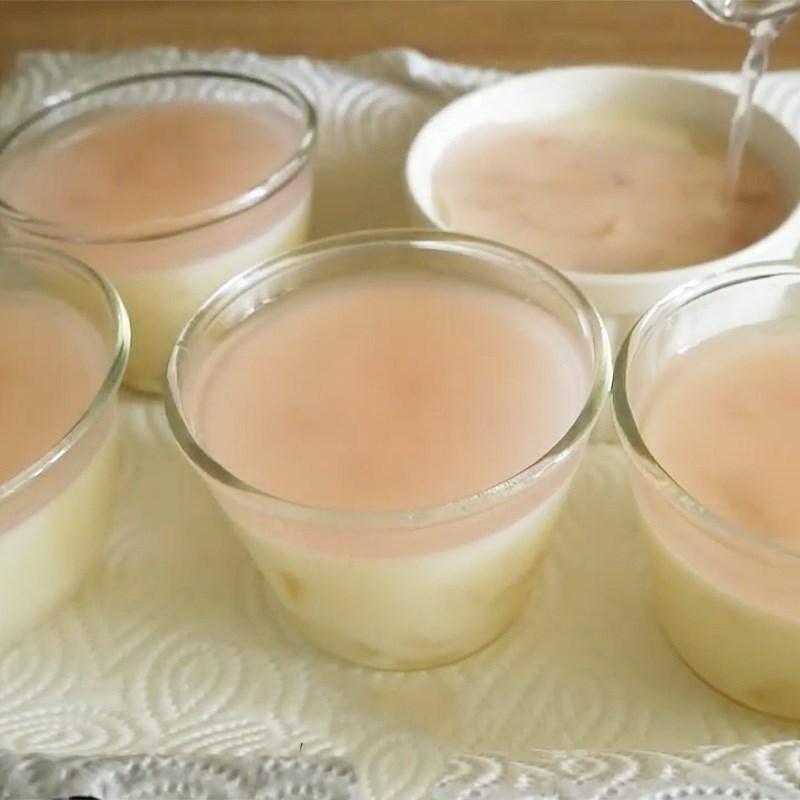 Bước 6 Làm thạch vải Panna cotta vải