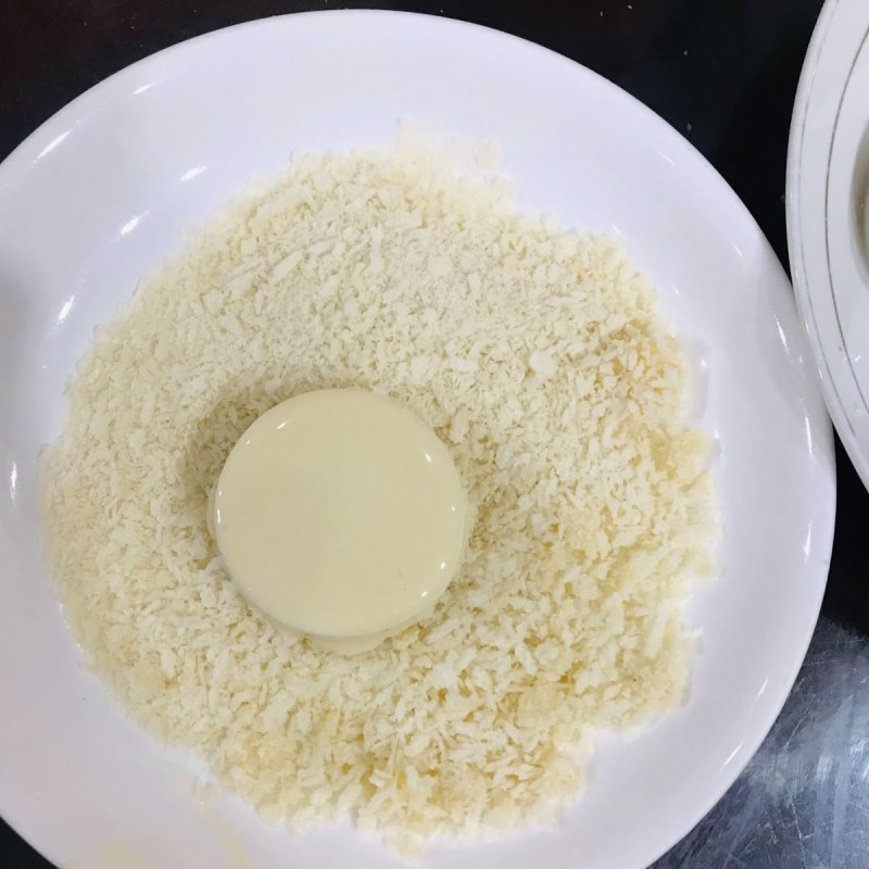 Bước 3 Lăn đậu hũ non với bột chiên xù Đậu hũ non chiên xù (công thức được chia sẻ từ người dùng)