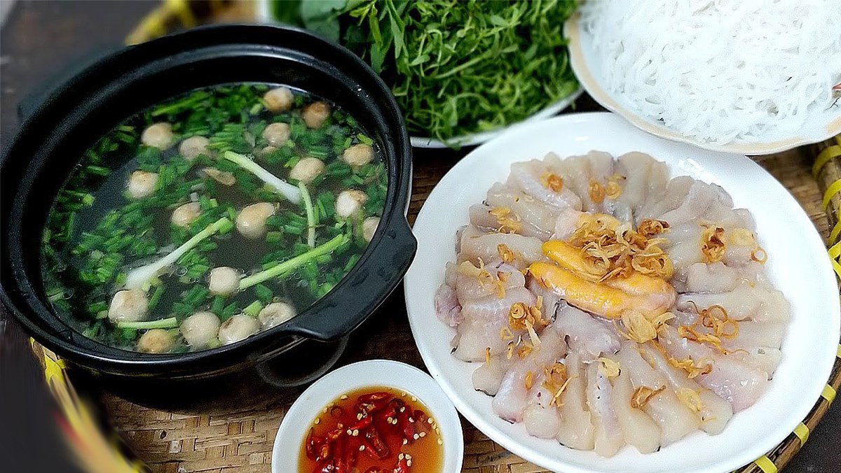 Lẩu cá lóc nấu nấm
