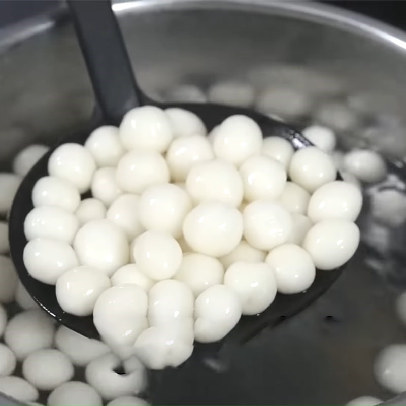 Bước 3 Luộc trân châu Chè xoài trân châu