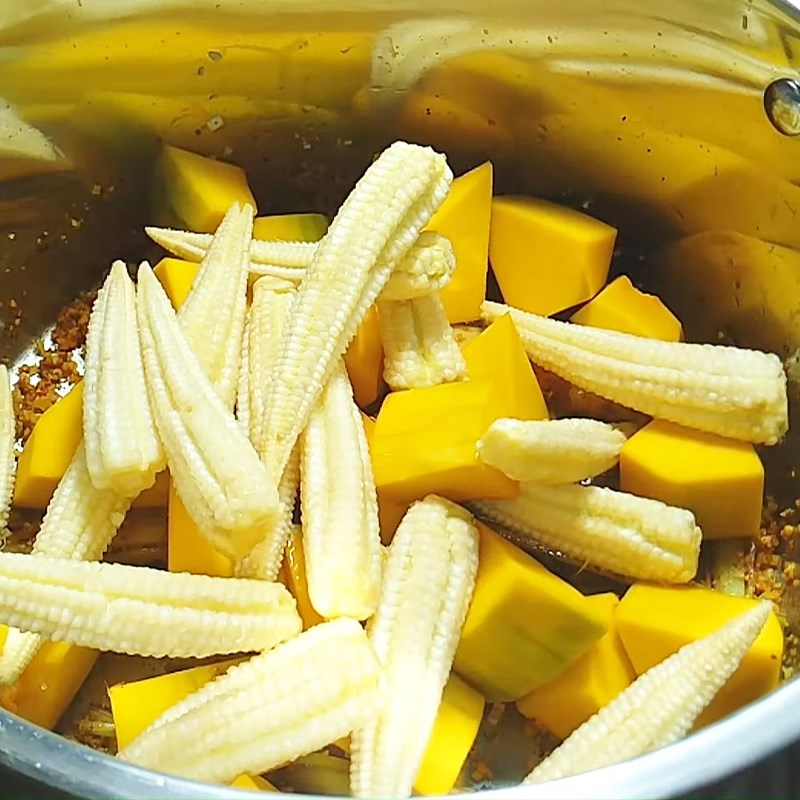 Bước 4 Nấu cà ri Cà ri bí đỏ chay