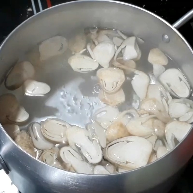 Bước 2 Nấu canh Canh rau ngót chay đậu hũ nấm rơm