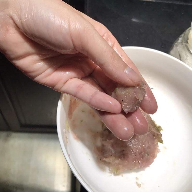 Bước 2 Nấu canh Canh cải bẹ xanh cá thác lác